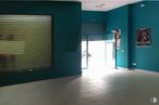 Retail for sale at Paseo Convivencia, 3, Torrejón de Ardoz, Madrid, 28850 with window blind, furniture, fixture, wood, door, floor, flooring, tints and shades, hardwood and shade around