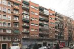 Retail for sale at Calle Embajadores, Arganzuela, Madrid, 28045 with building, car, property, window, tire, wheel, vehicle, sky, tower block and urban design around