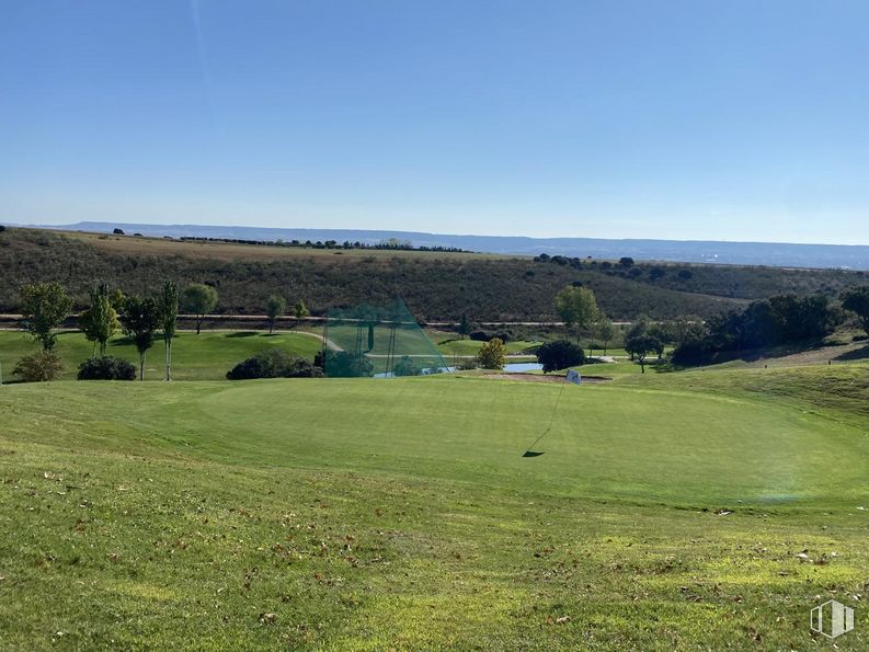 Suelo en venta en Campo de Golf Green Sire Golf, Cabanillas del Campo, Guadalajara, 19171 con cielo, planta, nube, paisaje natural, árbol, terreno, pendiente, hierba, horizonte y pradera alrededor