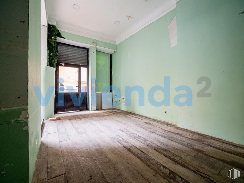 Local en venta en Zona Malasaña - Univerdidad, Centro, Madrid, 28004 con puerta, accesorio, planta, madera, edificio, suelo, suelos, ventana, casa y sombra alrededor