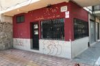 Retail for sale at Travesía Antón, 1, Moralzarzal, Madrid, 28411 with window, building, fixture, font, building material, facade, composite material, road surface, flooring and sidewalk around