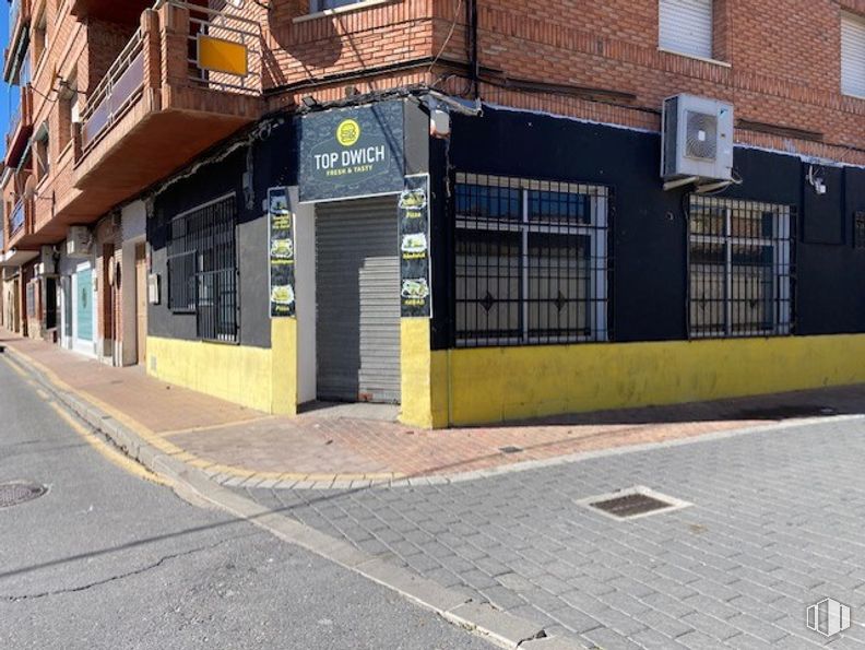 Local en venta en Calle Arroyada, Sonseca, Toledo, 45100 con ventana, edificio, pared, puerta, material compuesto, acera, hormigón, albañilería, firmar y ladrillo alrededor