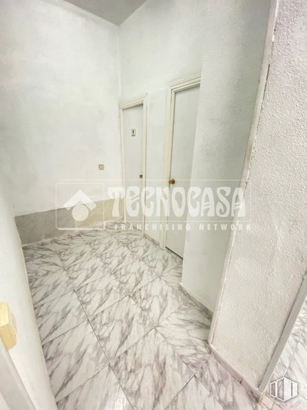 Local en venta en Zona Soto - Hospital, Móstoles, Madrid, 28935 con propiedad, edificio, comodidad, marco de cama, accesorio, diseño de interiores, casa, suelo, madera y cama alrededor