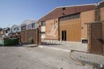 Nave en alquiler en Calle Jaén, Alcalá de Henares, Madrid, 28804 con cielo, propiedad, edificio, ventana, lote de terreno, madera, superficie de la carretera, arquitectura, asfalto y zona residencial alrededor