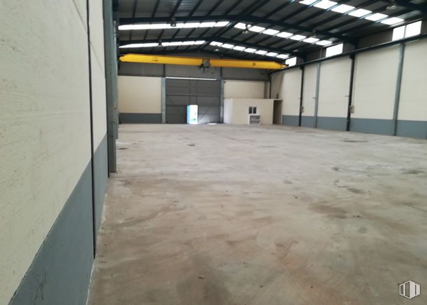 Industrial for sale at Polígono Industrial de Ocaña, Ocaña, Toledo, 45300 with hall, flooring, floor, wood, building, house, ceiling, concrete, parking and composite material around