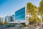 Oficina en alquiler en Calle Isla del Hierro, 3, San Sebastián de los Reyes, Madrid, 28700 con edificio, coche, cielo, planta, árbol, ventana, diseño urbano, condominio, bloque de torre y superficie de carretera alrededor