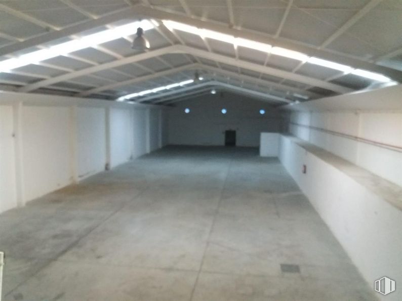 Nave en venta en Zona industrial Arganda, Arganda del Rey, Madrid, 28500 con accesorio, hall, suelos, suelo, madera, techo, aparcamiento, hormigón, carretera y material compuesto alrededor