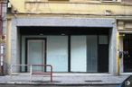 Retail for sale at Calle Doctor Santero, 6, Tetuán, Madrid, 28039 with door, window, building, property, architecture, road surface, material property, gas, city and shade around