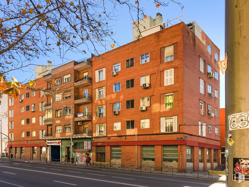 Oficina en venta en Calle Pedro Moreno, 3, Tetuán, Madrid, 28020 con edificio, cielo, propiedad, ventana, arquitectura, accesorio, diseño urbano, bloque de pisos, ladrillo y condominio alrededor