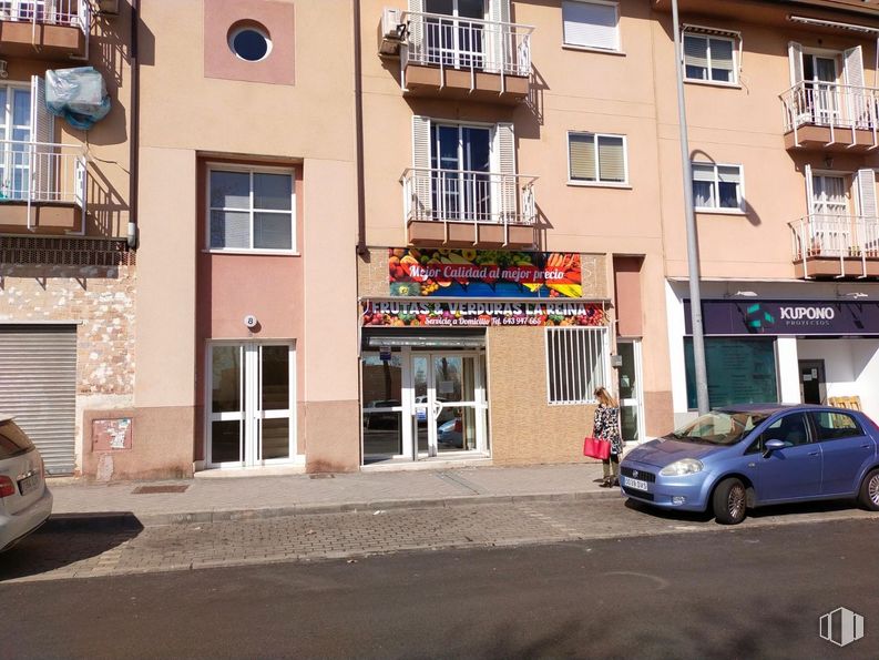 Retail for rent at Calle Málaga, Leganés, Madrid, 28914 with window, land vehicle, car, vehicle, property, wheel, tire, building, motor vehicle and architecture around