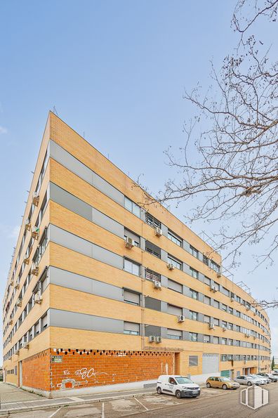 Local en venta en Calle Antonio Van de Pere, 75, Valdemoro, Madrid, 28342 con coche, edificio, cielo, rueda, bloque de pisos, neumático, diseño urbano, ventana, nube y condominio alrededor