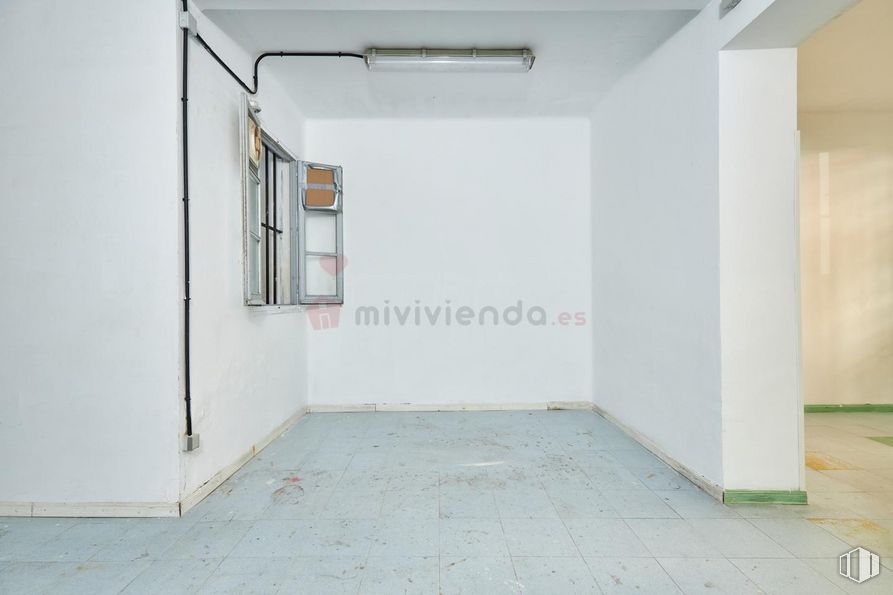 Local en venta en Calle Don Ramón de la Cruz, Salamanca, Madrid, 28001 con alumbrado, accesorio, piso, pavimentos, edificio, material compuesto, pintura, hormigón, techo y madera alrededor