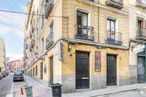 Retail for rent at Calle Morería, 9, Centro, Madrid, 28005 with window, door, building, wall, urban area, town, facade, neighbourhood, apartment and street around