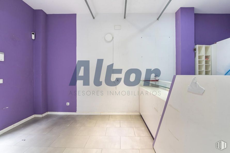 Local en venta en Calle Ciudad Real, Arganzuela, Madrid, 28045 con suelos, pared, suelo, interiorismo, techo, apartamento, puerta, habitación, pintura y limpieza alrededor