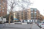 Retail for sale at Calle Pechuán, Chamartín, Madrid, 28002 with car, building, window, sky, vehicle, wheel, tree, plant, tire and road surface around