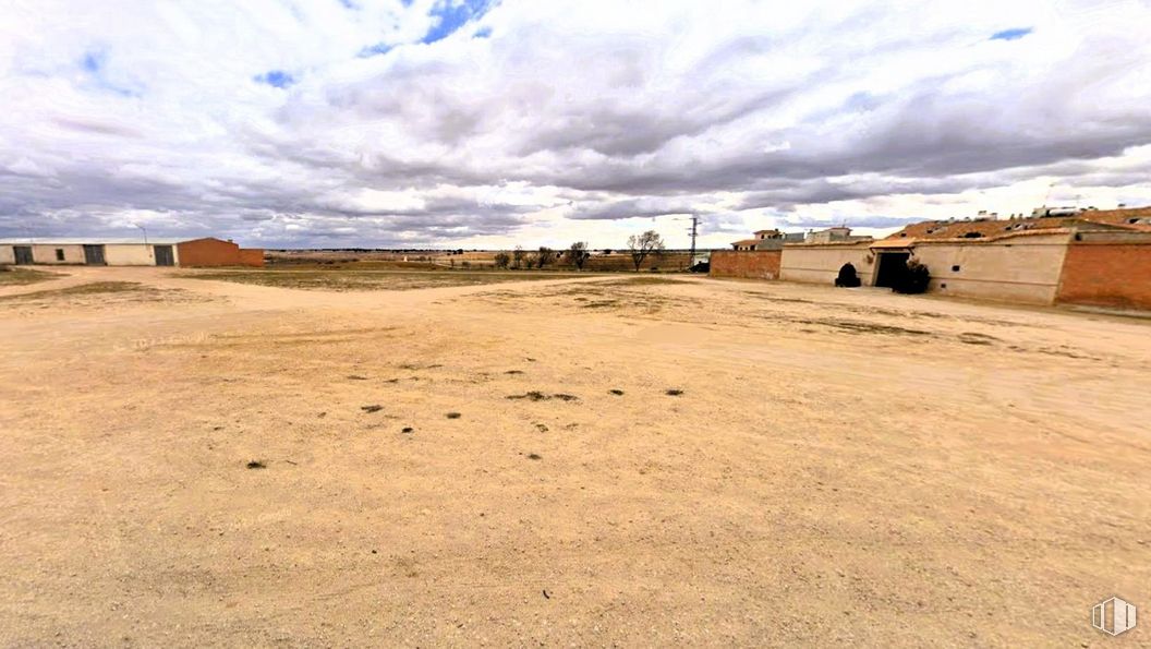 Land for sale at Zona Miguel Esteban, Miguel Esteban, Toledo, 45830 with cloud, sky, natural landscape, horizon, tints and shades, grassland, landscape, road, aeolian landform and tree around