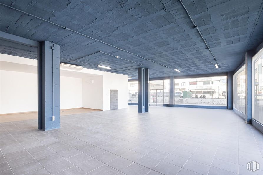 Retail for rent at Avenida Industria, 37, Alcobendas, Madrid, 28108 with flooring, interior design, hall, building, floor, shade, wall, glass, commercial building and ceiling around