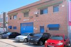 Industrial for sale & for rent at Polígono Prado Overa, Leganés, Madrid, 28914 with car, window, wheel, tire, land vehicle, automotive parking light, vehicle, property, building and sky around