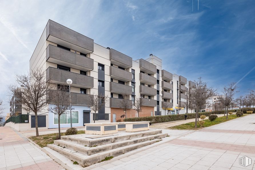 Local en alquiler en Calle Severo Ochoa, 5, Colmenar Viejo, Madrid, 28770 con edificio, nube, cielo, planta, árbol, diseño urbano, condominio, zona residencial, barrio y fachada alrededor