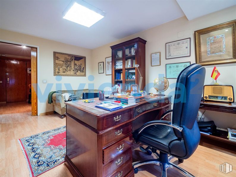 Oficina en venta en Calle Félix Boix, Chamartín, Madrid, 28036 con marco, ebanistería, silla, alumbrado, propiedad, mueble, silla de oficina, cajón, escritorio y interiorismo alrededor