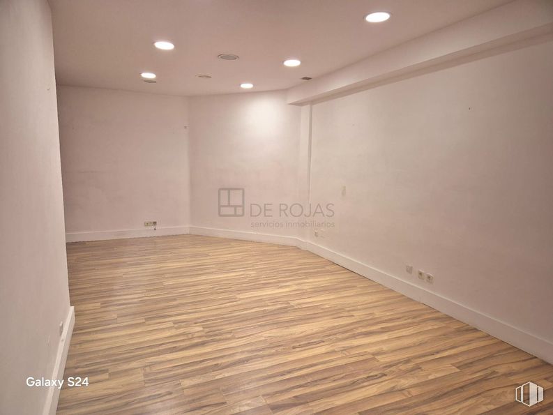 Oficina en alquiler en Zona Chamberí, Chamberí, Madrid, 28010 con suelos, suelo, madera, suelos de madera, techo, interiorismo, suelo laminado, apartamento, madera dura y tinte para madera alrededor