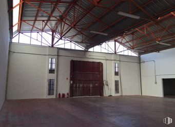 Industrial for sale at Calle Sierra de Gredos, Arganda del Rey, Madrid, 28500 with door, hall, wood, window, fixture, flooring, ceiling, building, beam and symmetry around