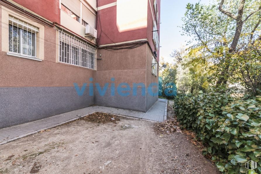 Local en alquiler en Calle López de Hoyos, Hortaleza, Madrid, 28016 con ventana, propiedad, planta, superficie de la carretera, edificio, asfalto, ladrillo, inmobiliario, albañilería y fachada alrededor