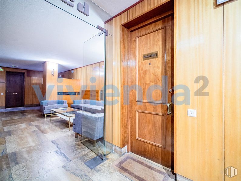 Oficina en venta en Calle Félix Boix, Chamartín, Madrid, 28036 con mesa, silla, sofá, puerta, mueble, madera, interiorismo, accesorio, edificio y suelo alrededor