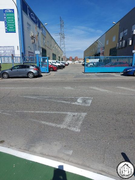 Industrial for sale at Camino Ciempozuelos, Seseña, Toledo, 45224 with car, wheel, tire, vehicle, sky, road surface, building, automotive tire, motor vehicle and blue around