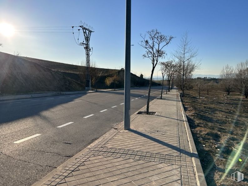 Suelo en venta en Polígono El Tejar, 63 , Majadahonda, Madrid, 28220 con cielo, superficie de la carretera, carretera, espacio público, asfalto, vía pública, luz de la calle, calle, acera y utilidad pública alrededor