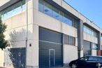 Industrial for sale at Calle Venta, Meco, Madrid, 28880 with car, automotive parking light, tire, building, wheel, sky, vehicle, automotive tire, window and fixture around