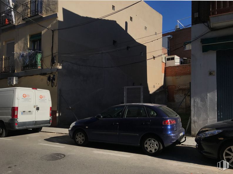 Suelo en venta en Calle Sierra del Segura, 10, Puente de Vallecas, Madrid, 28038 con rueda, coche, camioneta, neumático, luz de estacionamiento automotriz, vehículo terrestre, vehículo, iluminación automotriz, vehículo motorizado y neumático automotriz alrededor