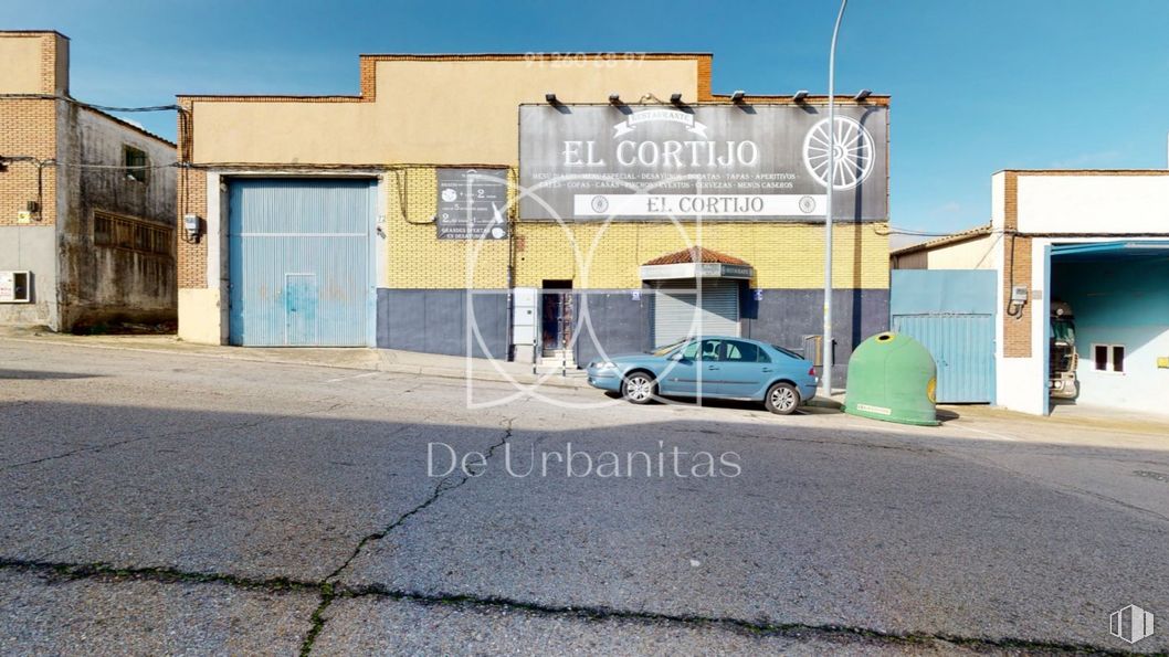 Nave en alquiler en Cobo Calleja, Fuenlabrada, Madrid, 28947 con coche, edificio, cielo, luz de estacionamiento, propiedad, vehículo, neumático, ventana, vehículo de motor y asfalto alrededor