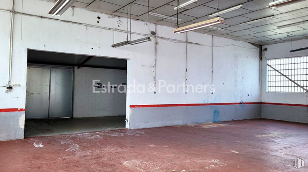 Nave en alquiler y venta en Calle Cámara de la Industria, Móstoles, Madrid, 28938 con ventana, alumbrado, edificio, hall, suelos, suelo, madera, techo, hormigón y material compuesto alrededor