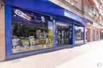 Retail for sale at Zona Centro, Alcalá de Henares, Madrid, 28805 with building, facade, city, window, retail, commercial building, mixed-use, electric blue, sidewalk and convenience store around