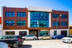 Office for sale & for rent at Polígono Ventorro del Cano, Alcorcón, Madrid, 28925 with car, wheel, building, window, tire, land vehicle, sky, vehicle, property and blue around