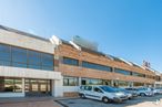 Office for sale at Calle Mahón, Las Rozas de Madrid, Madrid, 28230 with van, building, car, automotive parking light, sky, tire, wheel, window, vehicle and architecture around