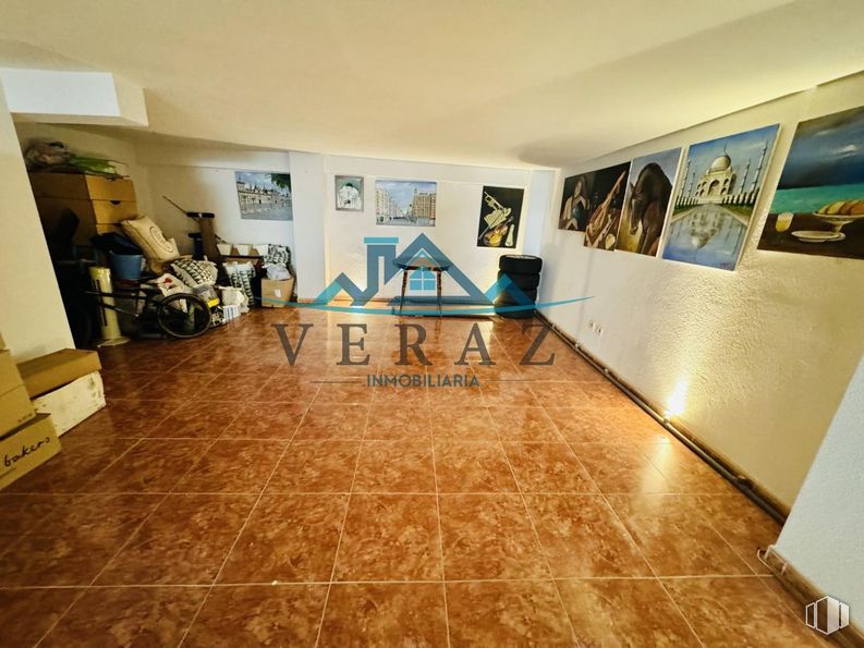 Retail for sale at Calle Victor Benito Zalduondo, Talavera de la Reina, Toledo, 45600 with property, building, interior design, architecture, hall, wood, picture frame, floor, flooring and real estate around