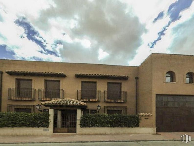 Nave en venta en Calle 2, 4, Consuegra, Toledo, 45700 con ventana, casa, puerta, nube, cielo, planta, edificio, lote de terreno, barrio y accesorio alrededor