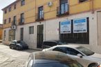 Retail for sale at Calle Hermano Crisanto, Torrelaguna, Madrid, 28180 with car, wheel, building, window, land vehicle, tire, vehicle, hood, automotive design and motor vehicle around