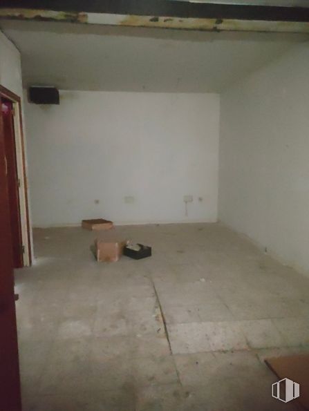 Oficina en venta en Calle Virtudes, 26, Algete, Madrid, 28110 con madera, pavimento, piso, madera, edificio, puerta, material compuesto, hormigón, casa y accesorio alrededor