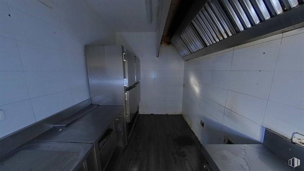 Local en venta en Calle Tapia de Casariego, Moncloa - Aravaca, Madrid, 28023 con suelos, suelo, techo, aluminio y iluminación natural alrededor