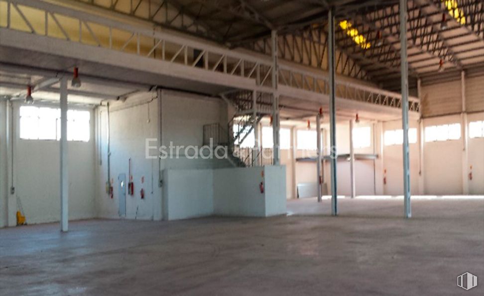 Nave en venta en Polígono Industrial San Marcos, Getafe, Madrid, 28906 con madera, hall, edificio, suelo, suelos, techo, arte, habitación, recinto deportivo y hormigón alrededor