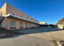 Industrial for sale & for rent at Polígono Tres Cantos, Tres Cantos, Madrid, 28760 with building, asphalt, composite material, concrete, shade, building material, tar and parking around