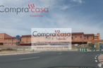 Suelo en venta en  Polígono Industrial El Acueducto, Segovia, 40006 con edificio, nube, cielo, día, superficie de carretera, asfalto, planta, fuente, ventana y bienes raíces alrededor