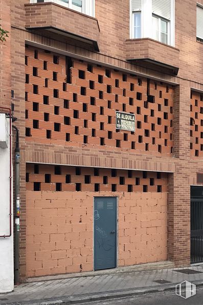 Local en venta en Calle Jabonería, 6, Alcorcón, Madrid, 28921 con puerta, propiedad, ventana, edificio, madera, arquitectura, albañilería, ladrillo, material de construcción y accesorio alrededor