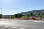 Land for sale at Calle Paso a Nivel, 1, Tielmes, Madrid, 28550 with building, sky, plant, cloud, mountain, land lot, road surface, overhead power line, asphalt and tree around