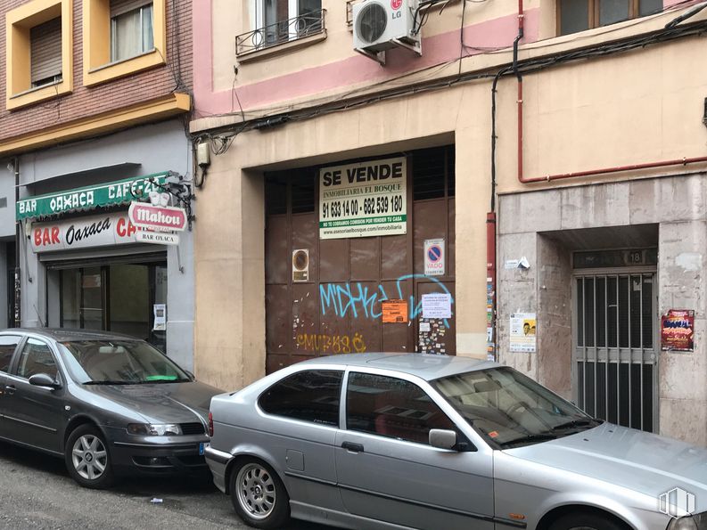 Local en venta en Calle Jesús del Gran Poder, 18, Usera, Madrid, 28026 con rueda, coche, neumático, puerta, ventana, edificio, luz de estacionamiento, vehículo, vehículo terrestre y luz de posición lateral alrededor