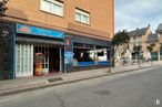 Retail for sale at Zona Ibiza - San Pedro, Villanueva del Pardillo, Madrid, 28229 with window, building, cloud, road surface, asphalt, sky, fixture, plant, house and gas around