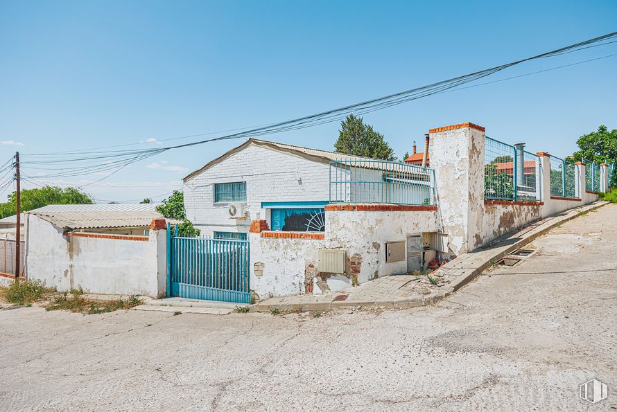 Nave en venta en Travesía Escalada, Paracuellos de Jarama, Madrid, 28860 con cielo, árbol, lote de terreno, ventana, edificio, asfalto, línea eléctrica aérea, electricidad, paisaje y gas alrededor